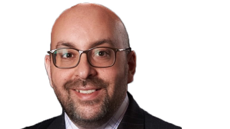 Headshot of Rafael Zayas